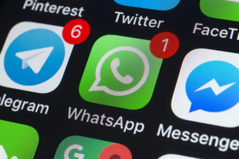 WhatsApp تستعد لإطلاق تحديث جديد يتعلق بإضافة المستخدمين للمجموعات