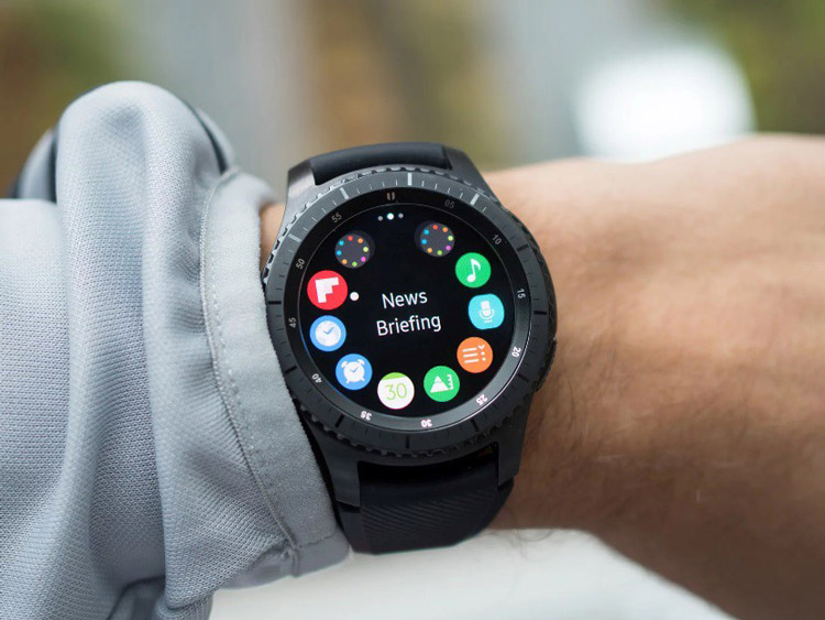 تحديثات جديدة من سامسونج لساعات Galaxy Watch و Galaxy Gear