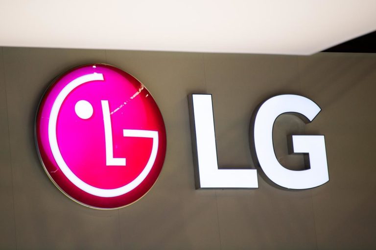 LG تعمل على هواتف قابلة للطي بتصميمات غريبة !