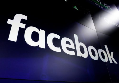 الفيسبوك يوقف عشرات آلاف التطبيقات، والسبب .. انتهاك الخصوصية