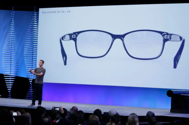 نظارة ذكية من فيسبوك بديلة عن الهواتف الذكية !