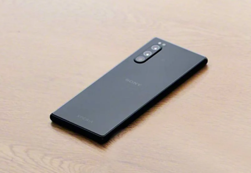 آخر تسريبات هاتف سوني المنتظر الجديد … Sony Xperia 2