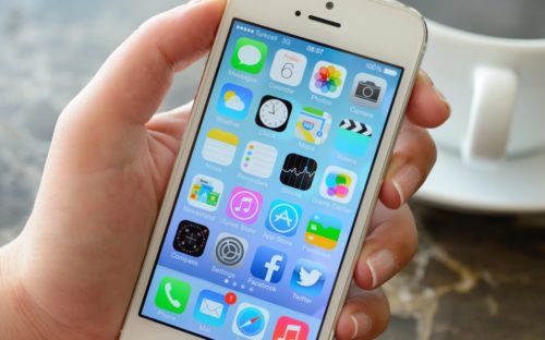 آبل تنصح مسخدمي أجهزة iPhone و iPad الأقدم بتحديث نظام iOS فوراً لحل مشاكل متوقعة