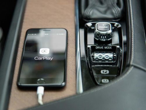 CarKey تقنية جديدة بالتعاون بين Apple و BMW لتحويل آيفون إلى مفتاح للسيارة !