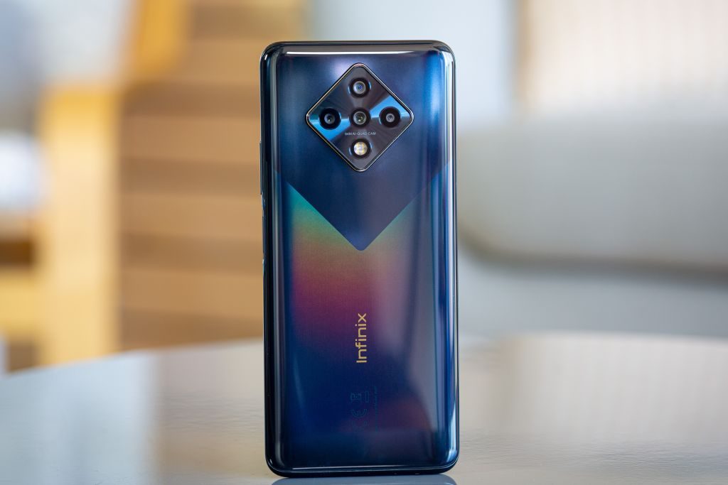 مراجعة Infinix Zero 8 … هاتف رائد بسعر معقول للغاية