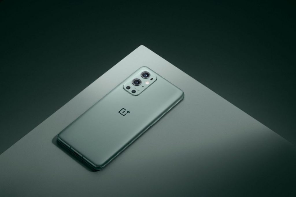 بسبب كثرة التسريبات والإعلانات ون بلاس تُفسدت حفل إطلاق One Plus 9 بنفسها.. تسريبات جديدة لشكل الهاتف المُنتظر بسبب كثرة التسريبات والإعلانات ون بلاس تُفسدت حفل إطلاق One Plus 9 بنفسها.. تسريبات جديدة لشكل الهاتف المُنتظر