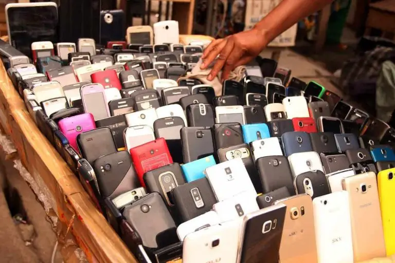 نمو مثير للانتباه في سوق الهواتف الذكية في إفريقيا.. كيف تبدو السوق الإفريقية اليوم؟
