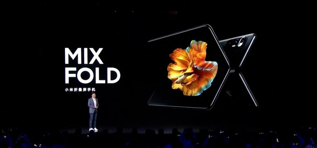 بعد طول انتظار .. Xiaomi تدخل مضمار المنافسة برفقة هاتفها القابل للطي الجديد Mi Mix Fold😍