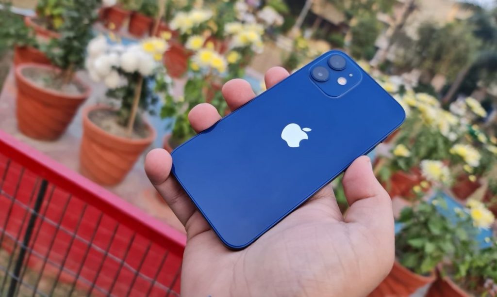 للأسف قد لا نراه مرّةً أخرى بعد هذا العام .. وداعًا iPhone Mini