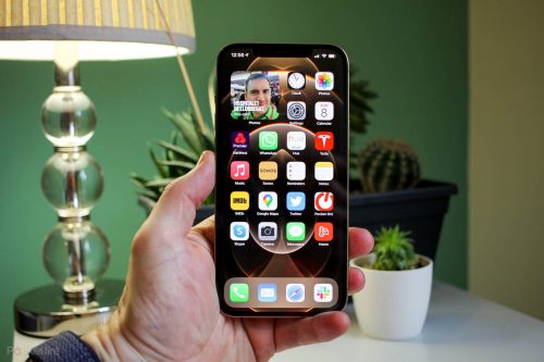 iPhone 14 سيأتي بشاشة أكبر في 2022