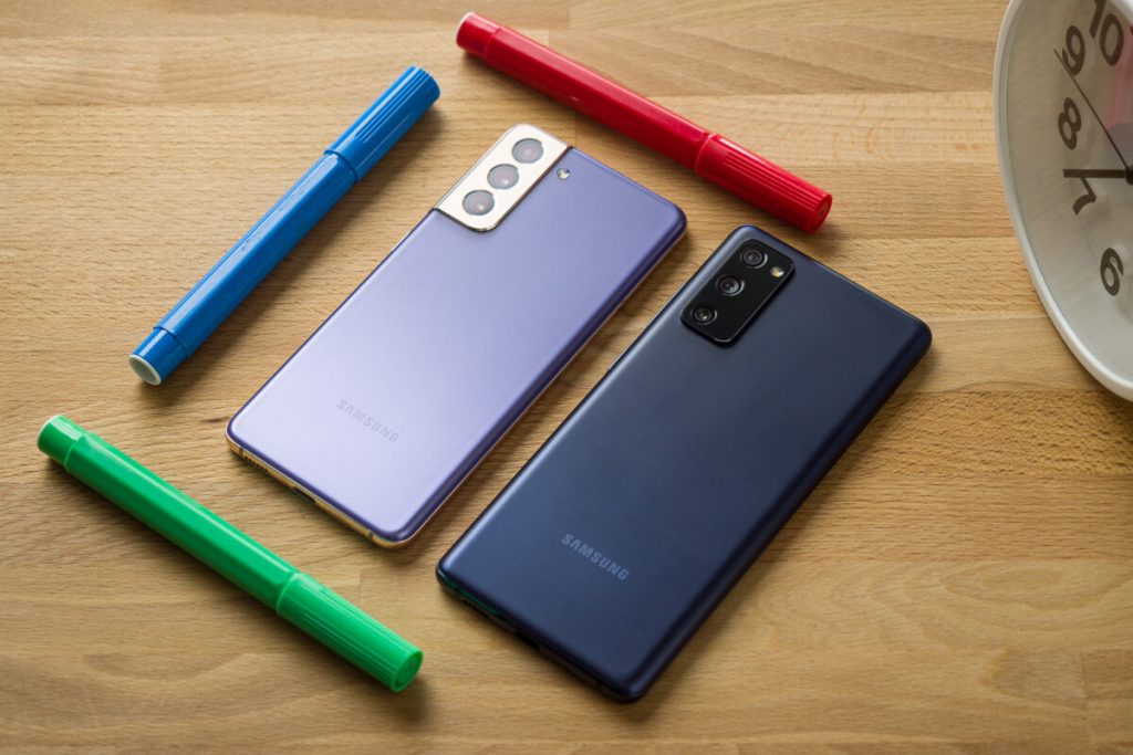 بعد انتظار دام طويلًا.. تسريبات جديدة تطال هاتف Galaxy S21 FE المنتظر ! بعد انتظار دام طويلًا.. تسريبات جديدة تطال هاتف Galaxy S21 FE المنتظر !