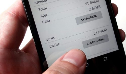 كيف نتخلّص من ذاكرة التخزين المؤقّتة على Android لتسريع الهاتف أكثر ؟