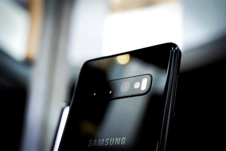 الكاميرا المتحرّكة .. براءة اختراع جديدة لـ Samsung توضّح ما يمكن أن يؤول إليه مستقبل كاميرات الهواتف الذكية