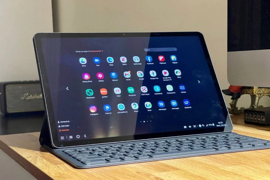 مراجعة تاب سامسونج الجديد Galaxy Tab S7 FE تقدّمٌ في العرض وتوسّطٌ في الأداء مراجعة تاب سامسونج الجديد Galaxy Tab S7 FE تقدّمٌ في العرض وتوسّطٌ في الأداء