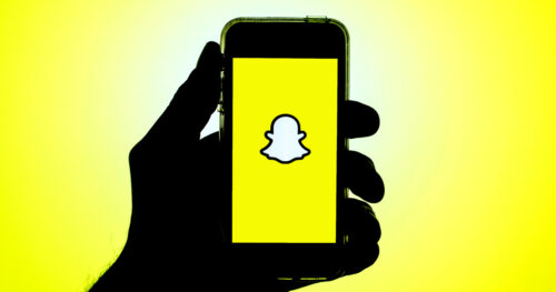 SnapChat يدعم سياسات Apple على الرغم من أثرها السلبي على إيراداته للربع الرابع من عام 2021!
