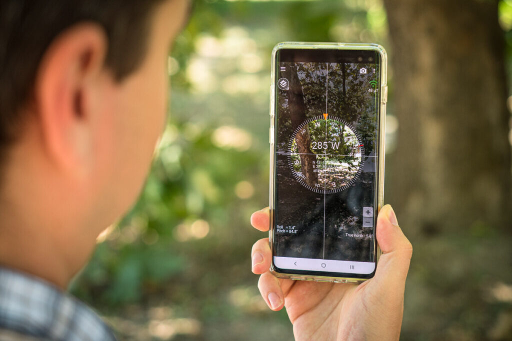 أفضل تطبيقات البوصلة وتحديد الاتجاهات للـ Android .. مع روابط التحميل أفضل تطبيقات البوصلة وتحديد الاتجاهات للـ Android .. مع روابط التحميل