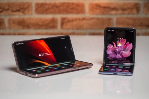 على الرغم من مشكلة نقص الشرائح العالمية.. شركة Samsung تخطّط لإنتاج 10 مليون هاتف قابل للطي في عام 2022!