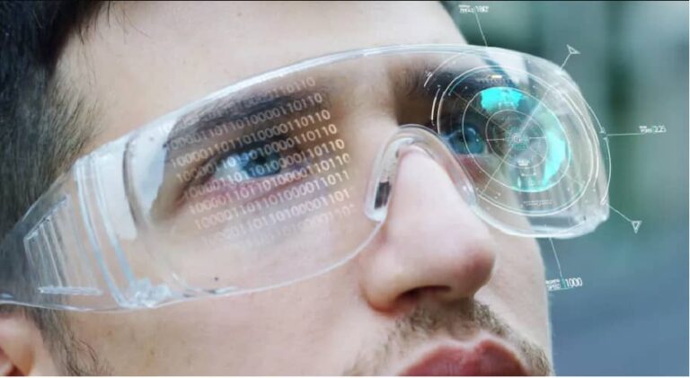 بعد عشرات المحاولات.. Google تستعد لخوض مغامرة جديدة في مجال الواقع المعزّز AR .. وتعمل على نظام تشغيل خاص به