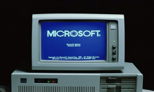 اكتُشف السر بعد 40 عامًا من إطلاق نظام Windows 1.0.. قائمة المساهمين بإنشاء النظام الأول من ويندوز