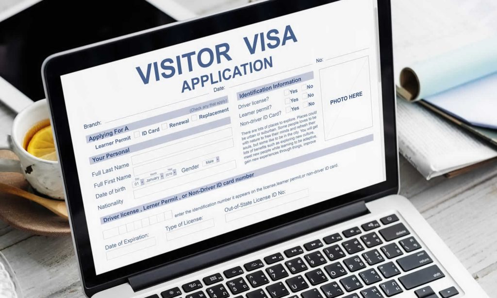 تطبيق E-Visa الخاص بأداء مناسك الحج والعمرة في المملكة العربية السعودية يصل إلى تونس بشكل رسمي تطبيق E-Visa الخاص بأداء مناسك الحج والعمرة في المملكة العربية السعودية يصل إلى تونس بشكل رسمي
