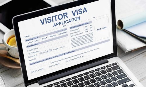 تطبيق E-Visa الخاص بأداء مناسك الحج والعمرة في المملكة العربية السعودية يصل إلى تونس بشكل رسمي