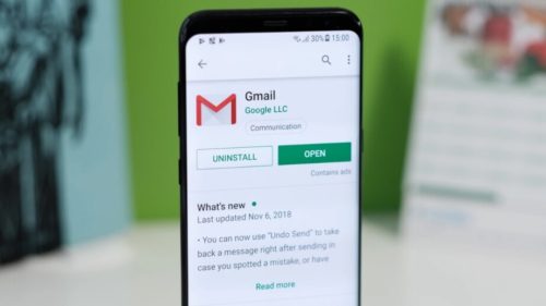 كيف تقوم بضبط إجراءات التمرير الخاصّة بتطبيق Gmail على هواتف Android؟