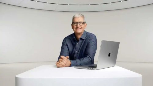 تحميل التطبيقات من خارج متجر Apple Store يهدّد خصوصية المستخدمين.. هذا ما صرّح به Tim Cook المدير التنفيذي لشركة Apple مؤخّرًا