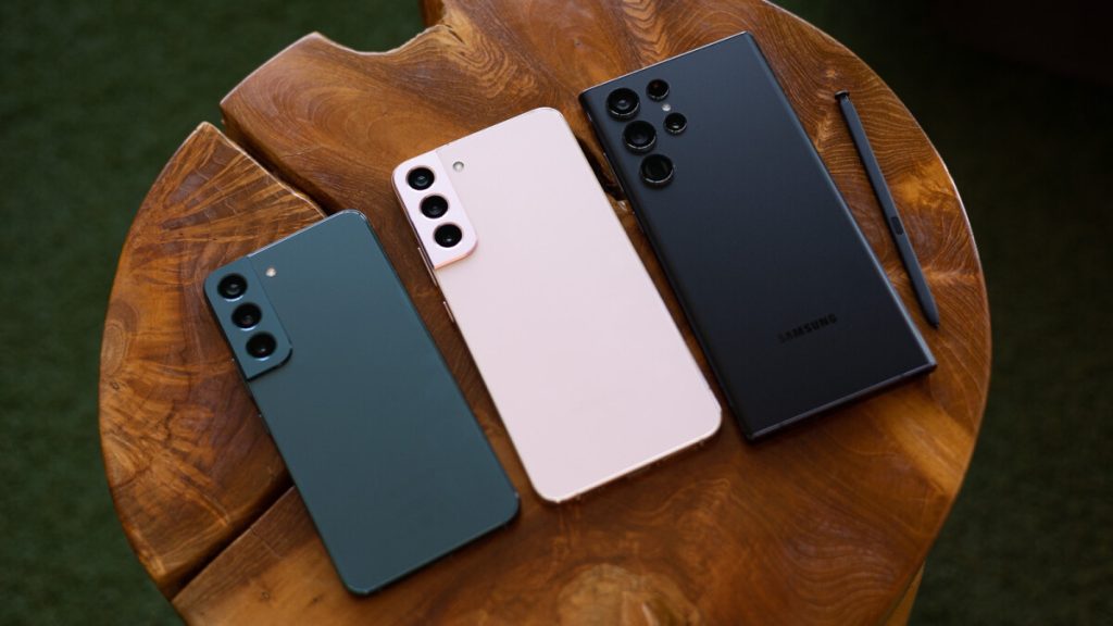 Samsung توفر العديد من المزايا الرائدة لهواتفها المتوسطة .. تعرف على المزايا التي يمكنك الحصول عليها عند شراء هاتف رخيص الثمن عوضاً عن هاتف رائد Samsung توفر العديد من المزايا الرائدة لهواتفها المتوسطة .. تعرف على المزايا التي يمكنك الحصول عليها عند شراء هاتف رخيص الثمن عوضاً عن هاتف رائد