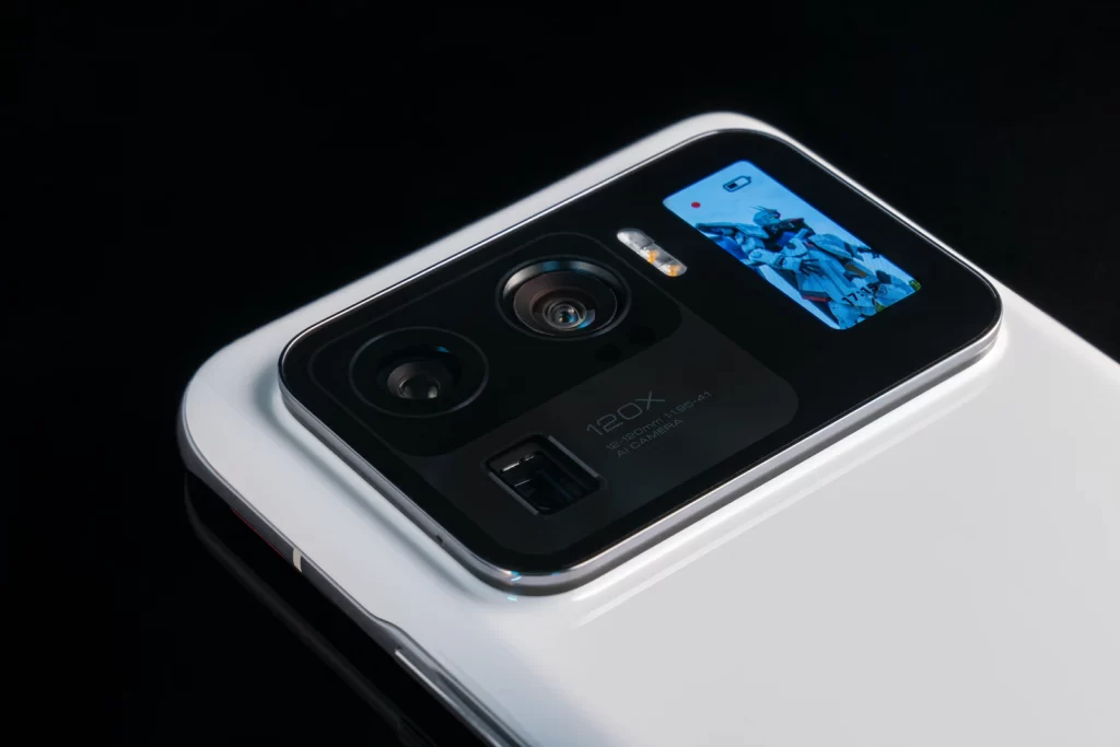 هل سيتصدّر هاتف Xiaomi 12S Ultra قوائم أفضل الهواتف هذا العام؟ نتيجة تعاون بين ثلاث شركات Xiaomi وSony وLeica