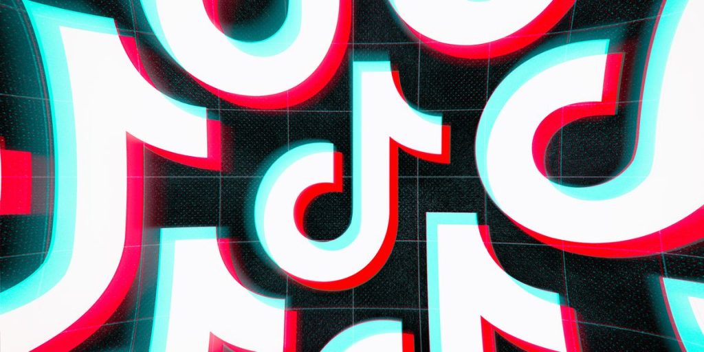 هل يمكننا القول بأنّ تطبيق Facebook ما هو إلّا نسخة أخرى من تطبيق TikTok؟ هل يمكننا القول بأنّ تطبيق Facebook ما هو إلّا نسخة أخرى من تطبيق TikTok؟