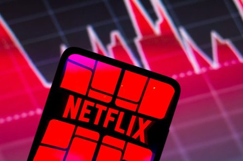 لم يقع الاختيار على Goolge… من هي الشركة المسؤولة عن وضع الإعلانات الرقمية على منصّة Netflix الشهيرة؟
