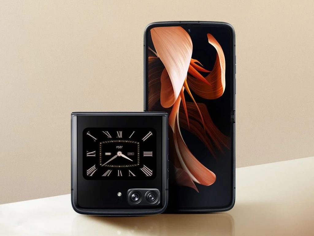 Motorola تقوم بإطلاق هاتفها الجديد القابل للطي Moto Razr 2022 بشكل رسمي بعد أن قامت بإلغاء حدث الإطلاق الأسبوع الفائت!