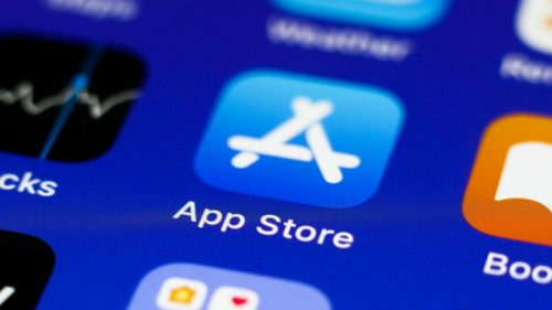 Apple تقوم بإزالة جميع تطبيقات VK الروسية من متجر التطبيقات App Store بشكل مفاجئ بسبب العقوبات الأمريكية!