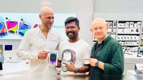سافر من الهند إلى دبي للحصول على iPhone 14 Pro !