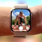 كيف يمكن استخدام ساعة Apple Watch كجهاز تحكم عن بعد لكاميرا الآيفون الخاص بك والتقاط الصور؟