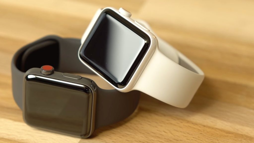 ساعة Apple Watch تساهم في إنقاذ أحد المراهقين في الهند من الموت