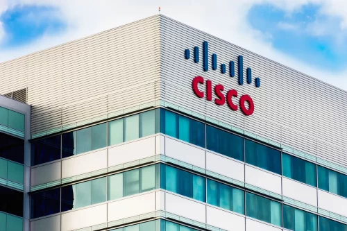 شركة Cisco تستعد للتخلّي عن آلاف العاملين أيضاً!