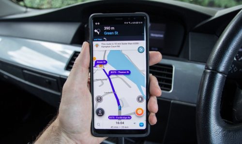 شركة Waze تقوم بإطلاق تطبيق جديد مُصَمّم خصّيصاً للسيّارات… هل سيتفوّق تطبيق Waze على تطبيق الخرائط الخاص بشركة Google؟