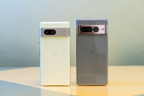 تكسّر زجاج الكاميرا الخلفية… مشكلة جديدة في هواتف Pixel 7 ترفض Google الاعتراف بوجودها!