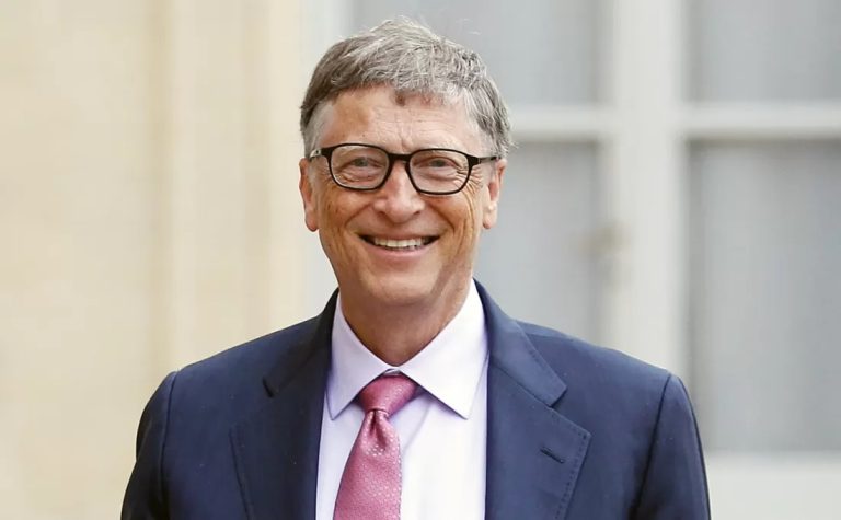 ما هو الهاتف الذكي الذي يستخدمه Bill Gates بشكل يومي؟