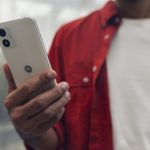 Motorola تقوم بإطلاق هاتف Moto E13 رسمياً… سعره المنخفض أبرز ما يميّز هذا الهاتف الجديد من موتورولا