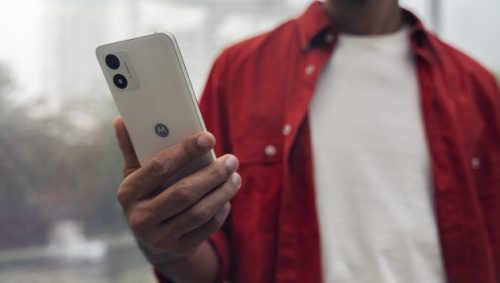 Motorola تقوم بإطلاق هاتف Moto E13 رسمياً… سعره المنخفض أبرز ما يميّز هذا الهاتف الجديد من موتورولا