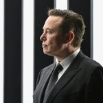 يُقال أن Elon انسحب من OpenAI سابقاً لأنهم لم يسمحوا له أن يكون الرئيس الأعلى !