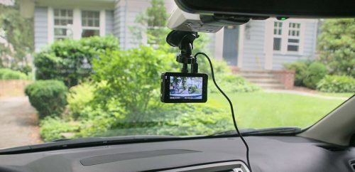 Google تعمل على ميزة dash cam mode المشابهة للكاميرات المثبتة في السيارات لأجهزة Pixels 