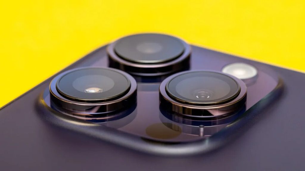 قد تقدم الكاميرا المنتظرة القادمة في iPhone الجديد .. صور ومقاطع فيديو ثلاثية الأبعاد ! قد تقدم الكاميرا المنتظرة القادمة في iPhone الجديد .. صور ومقاطع فيديو ثلاثية الأبعاد !