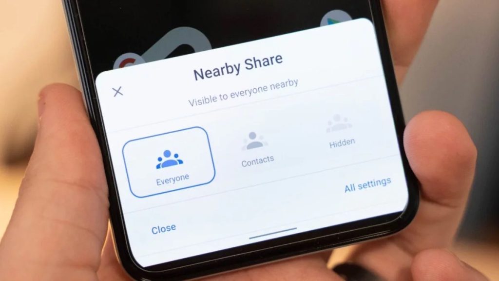 ميزة Nearby Share قد تتيح لك قريباً مسح رمز الاستجابة السريعة لمشاركة الملفات