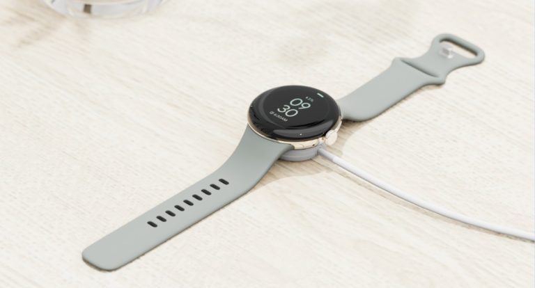 Pixel Watch 2 تدعم أدوات ADB وFastboot عبر الشاحن، وأمور أخرى تجعل ترقية ساعة بيكسل أمراً مستحقاً