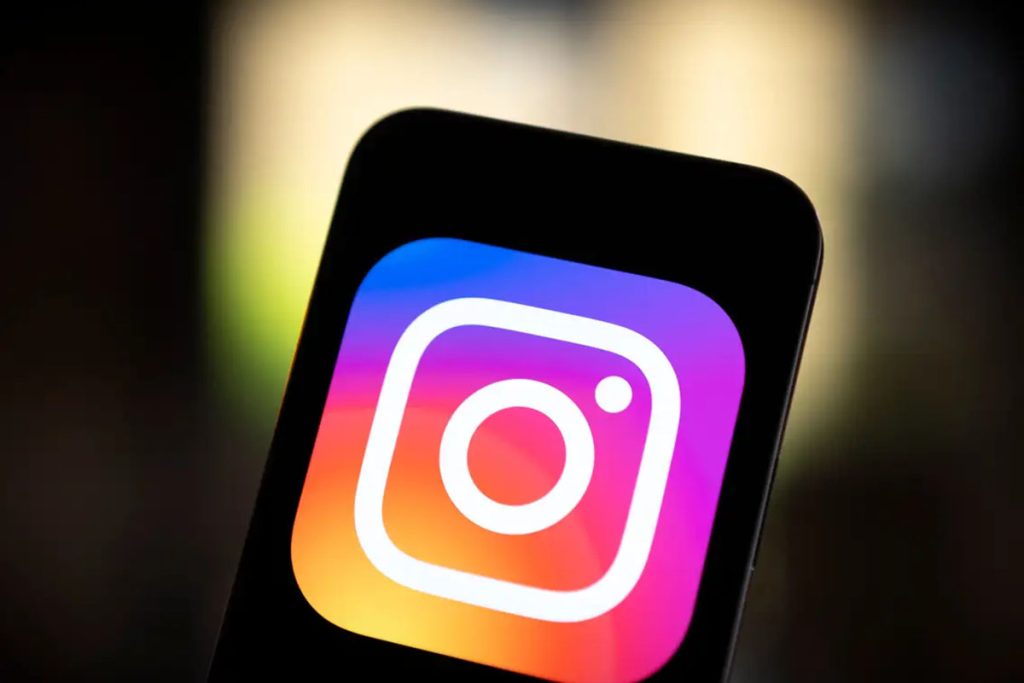 ميتا ستستخدم تقنية التنبؤ بالعمر المدعمة بالذكاء الاصطناعي لتحديد هوية المراهقين على انستغرام