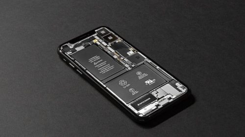 تسريبات تشير أنه من المتوقع أن يوفر iPhone 16 Pro Max زيادة كبيرة في عمر البطارية