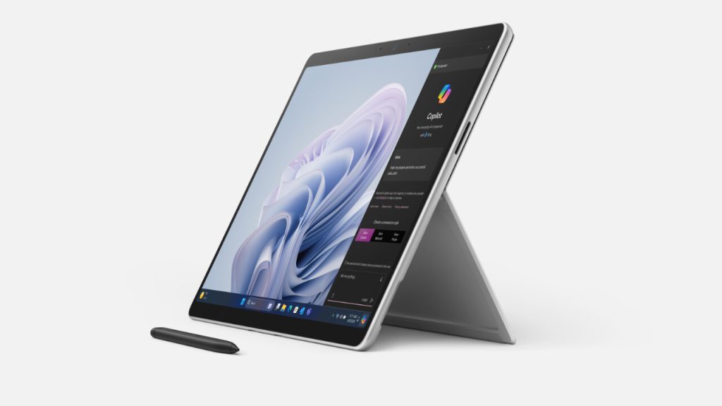 معالج Snapdragon X Plus يظهر في اختبارات الأداء Geekbench على جهاز Surface 10 Pro OLED
